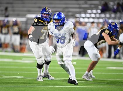 Thumbnail 3 in Barbers Hill vs. Anderson (UIL 5A D1 Football Area Championship) photogallery.