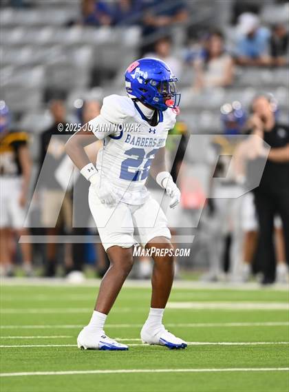 Thumbnail 3 in Barbers Hill vs. Anderson (UIL 5A D1 Football Area Championship) photogallery.