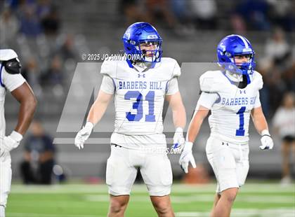 Thumbnail 3 in Barbers Hill vs. Anderson (UIL 5A D1 Football Area Championship) photogallery.