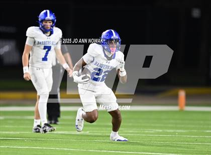 Thumbnail 2 in Barbers Hill vs. Anderson (UIL 5A D1 Football Area Championship) photogallery.