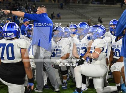 Thumbnail 3 in Barbers Hill vs. Anderson (UIL 5A D1 Football Area Championship) photogallery.