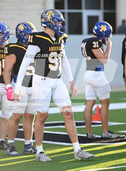 Thumbnail 2 in Barbers Hill vs. Anderson (UIL 5A D1 Football Area Championship) photogallery.