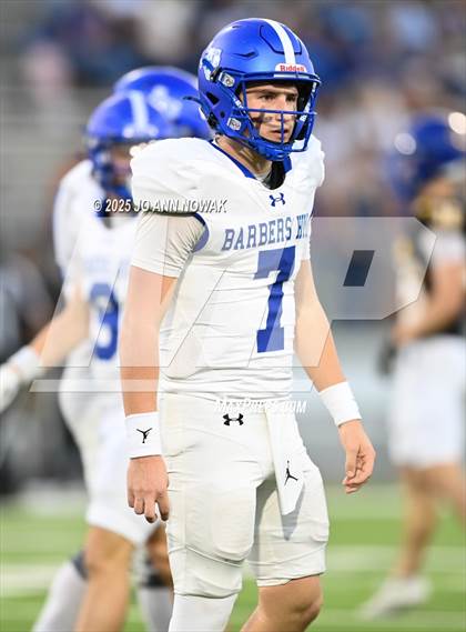 Thumbnail 1 in Barbers Hill vs. Anderson (UIL 5A D1 Football Area Championship) photogallery.