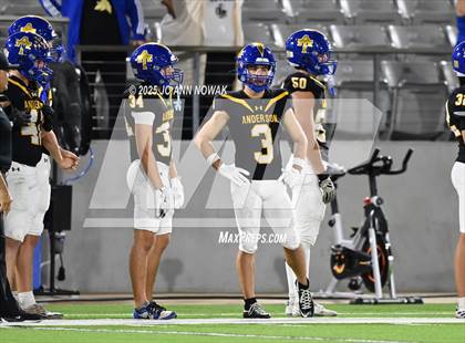 Thumbnail 3 in Barbers Hill vs. Anderson (UIL 5A D1 Football Area Championship) photogallery.