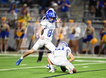 Thumbnail 3 in Barbers Hill vs. Anderson (UIL 5A D1 Football Area Championship) photogallery.