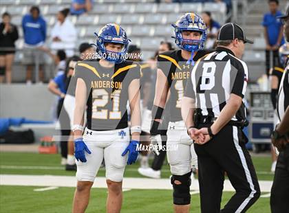 Thumbnail 3 in Barbers Hill vs. Anderson (UIL 5A D1 Football Area Championship) photogallery.