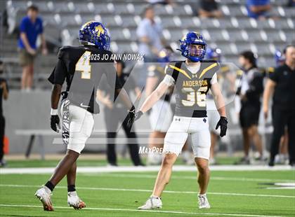 Thumbnail 1 in Barbers Hill vs. Anderson (UIL 5A D1 Football Area Championship) photogallery.