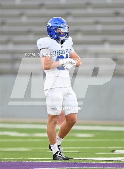 Thumbnail 1 in Barbers Hill vs. Anderson (UIL 5A D1 Football Area Championship) photogallery.
