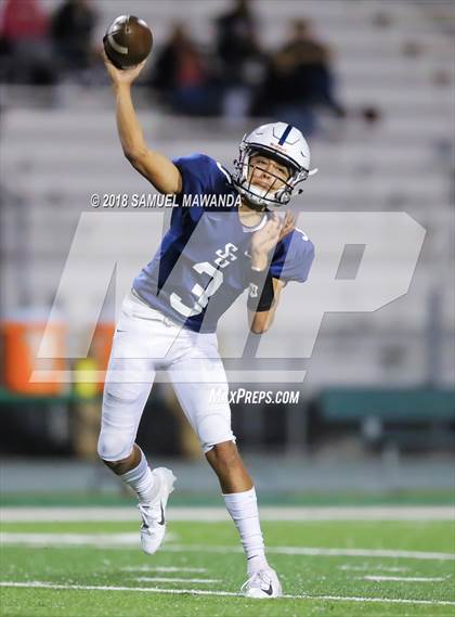 Thumbnail 1 in La Salle vs St. Genevieve photogallery.