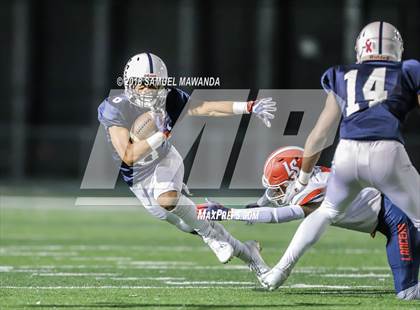 Thumbnail 2 in La Salle vs St. Genevieve photogallery.
