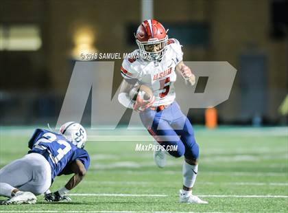 Thumbnail 1 in La Salle vs St. Genevieve photogallery.