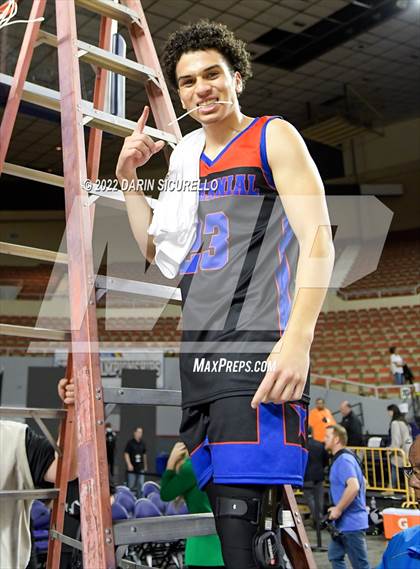 Thumbnail 2 in Centennial vs Gilbert (AIA 5A Final) - AWARDS photogallery.