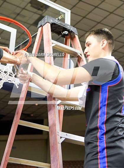 Thumbnail 1 in Centennial vs Gilbert (AIA 5A Final) - AWARDS photogallery.