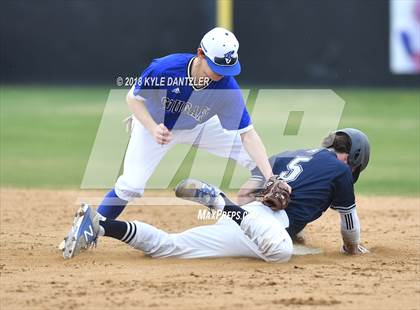 Thumbnail 3 in Grace Community vs Liberty Christian (Texas Private School Classic) photogallery.