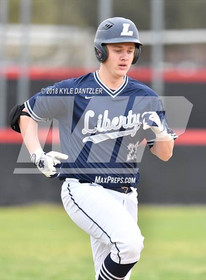 Thumbnail 3 in Grace Community vs Liberty Christian (Texas Private School Classic) photogallery.