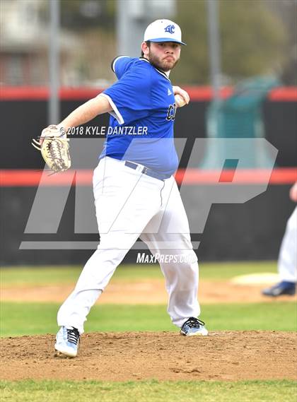 Thumbnail 3 in Grace Community vs Liberty Christian (Texas Private School Classic) photogallery.
