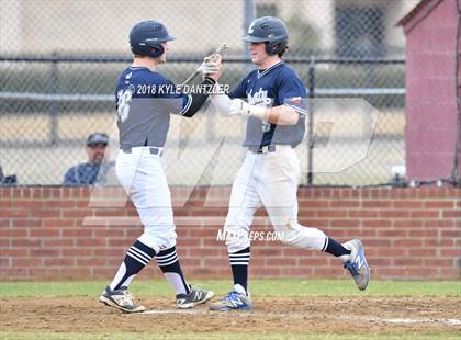 Thumbnail 3 in Grace Community vs Liberty Christian (Texas Private School Classic) photogallery.