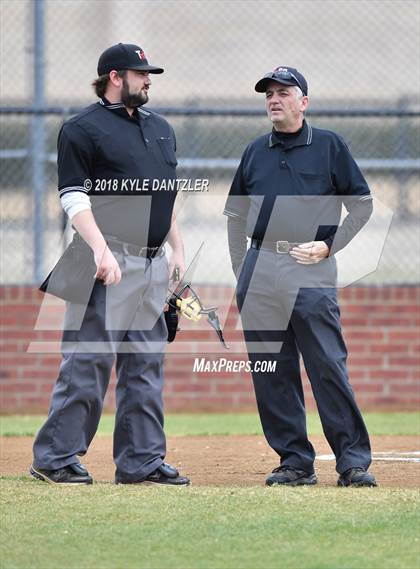 Thumbnail 1 in Grace Community vs Liberty Christian (Texas Private School Classic) photogallery.