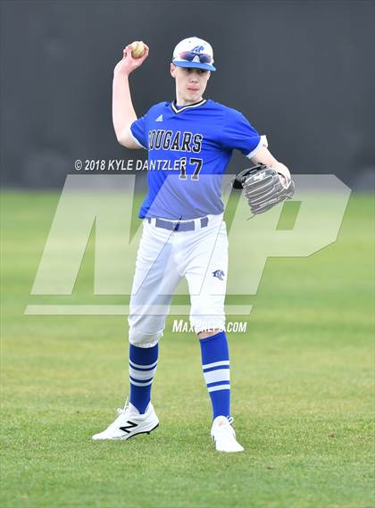 Thumbnail 3 in Grace Community vs Liberty Christian (Texas Private School Classic) photogallery.