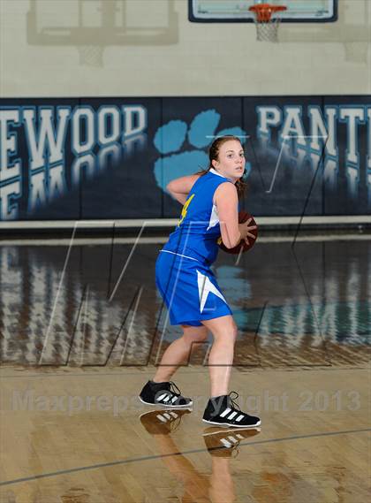 Thumbnail 2 in Charleston Collegiate vs. Pinewood Prep photogallery.