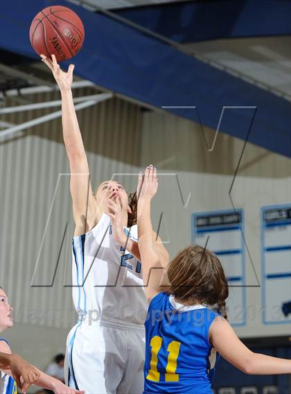 Thumbnail 1 in Charleston Collegiate vs. Pinewood Prep photogallery.