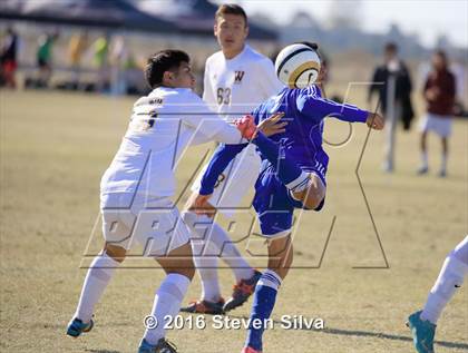 Thumbnail 2 in Chula Vista vs. Warren (21st Annual SoCal Classic) photogallery.