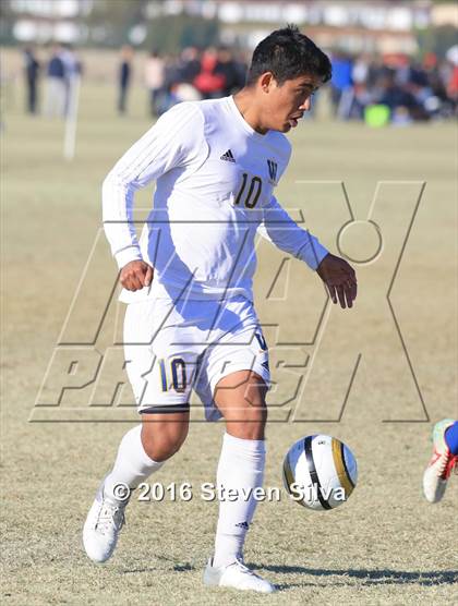Thumbnail 3 in Chula Vista vs. Warren (21st Annual SoCal Classic) photogallery.