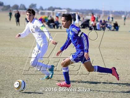 Thumbnail 1 in Chula Vista vs. Warren (21st Annual SoCal Classic) photogallery.