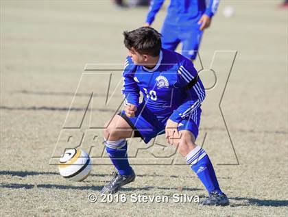 Thumbnail 1 in Chula Vista vs. Warren (21st Annual SoCal Classic) photogallery.