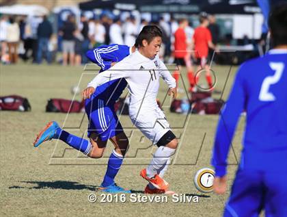 Thumbnail 2 in Chula Vista vs. Warren (21st Annual SoCal Classic) photogallery.