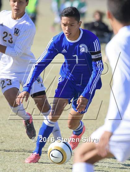 Thumbnail 2 in Chula Vista vs. Warren (21st Annual SoCal Classic) photogallery.