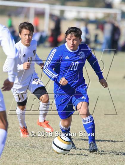 Thumbnail 1 in Chula Vista vs. Warren (21st Annual SoCal Classic) photogallery.