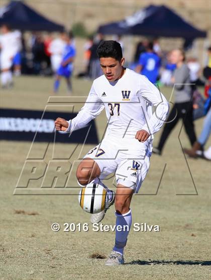 Thumbnail 2 in Chula Vista vs. Warren (21st Annual SoCal Classic) photogallery.