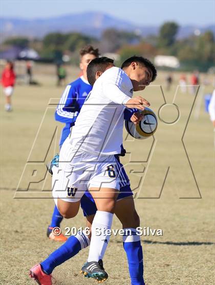 Thumbnail 3 in Chula Vista vs. Warren (21st Annual SoCal Classic) photogallery.