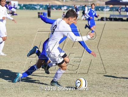 Thumbnail 1 in Chula Vista vs. Warren (21st Annual SoCal Classic) photogallery.