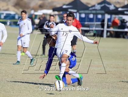 Thumbnail 3 in Chula Vista vs. Warren (21st Annual SoCal Classic) photogallery.