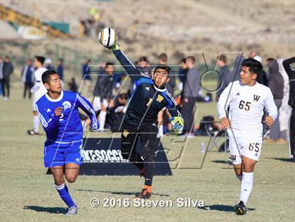 Thumbnail 1 in Chula Vista vs. Warren (21st Annual SoCal Classic) photogallery.