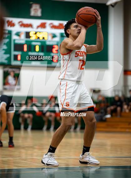 Thumbnail 2 in Donna North @ Harlingen South photogallery.