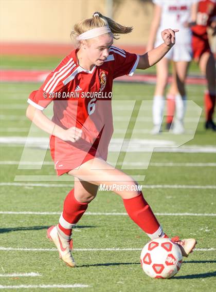 Thumbnail 3 in Seton Catholic vs. Red Mountain (Coyote Classic Tournament) photogallery.