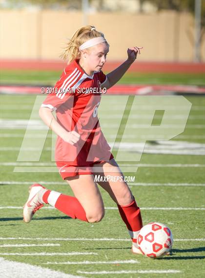 Thumbnail 2 in Seton Catholic vs. Red Mountain (Coyote Classic Tournament) photogallery.