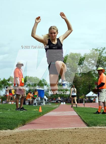 Thumbnail 2 in CHSAA 4A Championships (Triple Jump) photogallery.