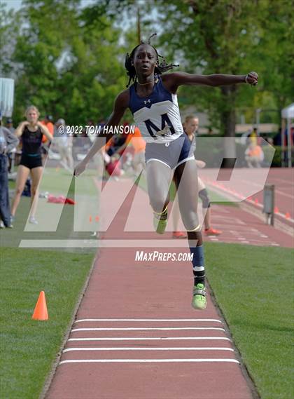 Thumbnail 2 in CHSAA 4A Championships (Triple Jump) photogallery.