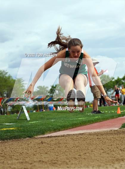 Thumbnail 3 in CHSAA 4A Championships (Triple Jump) photogallery.