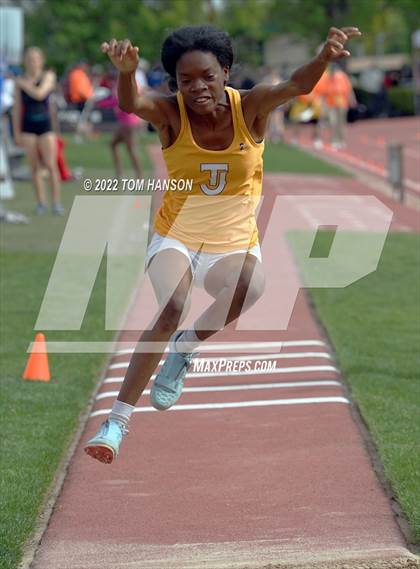 Thumbnail 3 in CHSAA 4A Championships (Triple Jump) photogallery.