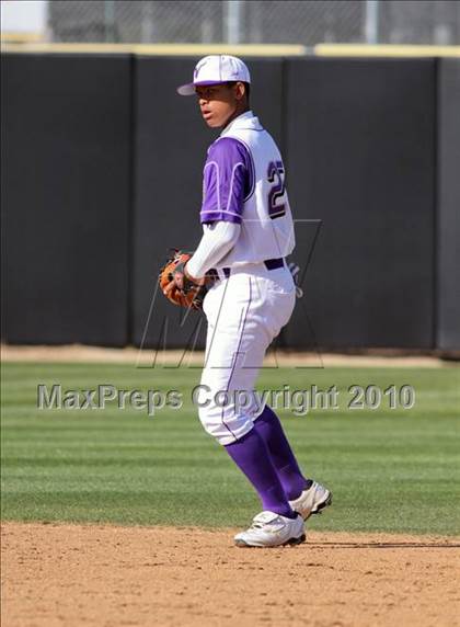 Thumbnail 1 in Harvard-Westlake @ Valencia (Easton Tournament) photogallery.