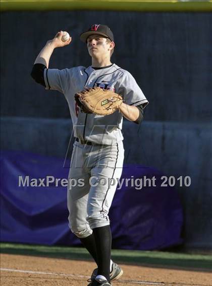 Thumbnail 1 in Harvard-Westlake @ Valencia (Easton Tournament) photogallery.