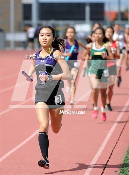 Thumbnail 3 in Earl Engman Relays (4x800 Meter) photogallery.