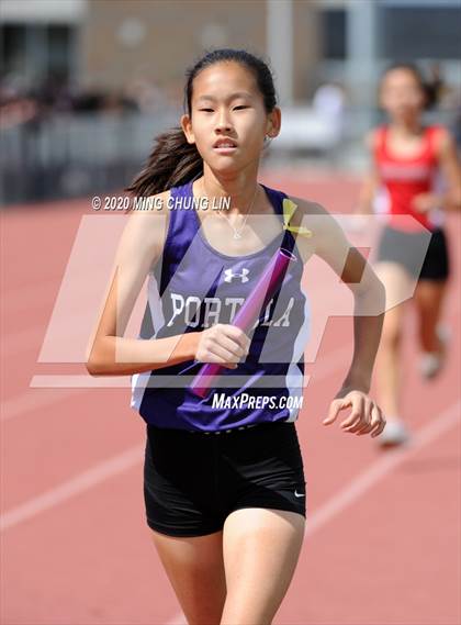 Thumbnail 2 in Earl Engman Relays (4x800 Meter) photogallery.