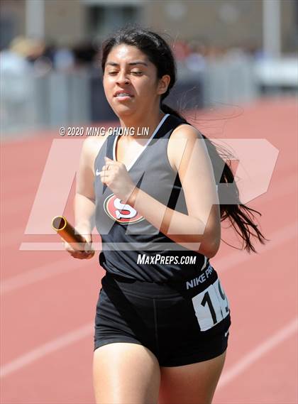 Thumbnail 2 in Earl Engman Relays (4x800 Meter) photogallery.