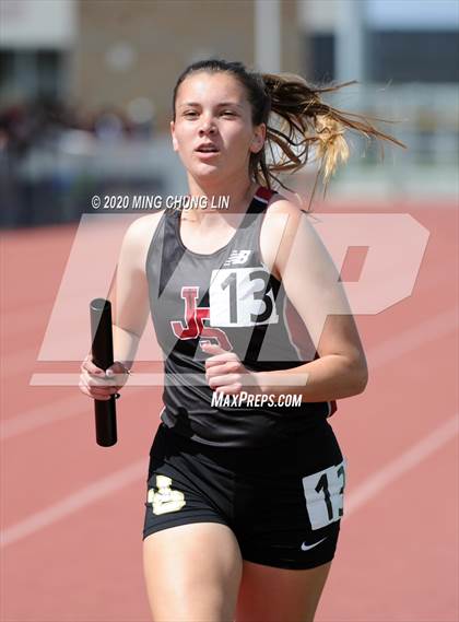 Thumbnail 2 in Earl Engman Relays (4x800 Meter) photogallery.